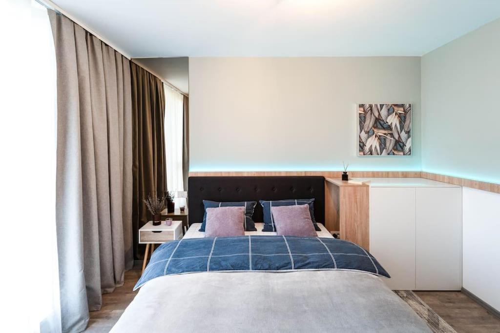 Apartment Vivalia V6, Free Private Parking ทิมิชัวรา ภายนอก รูปภาพ